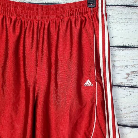 Adidas Men’s XL Red 3-Stripes Athletic Shorts Polyester Activewear - Picture 2 of 7